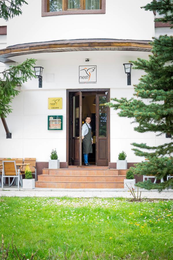 Готель Nest Дробета-Турну-Северин Екстер'єр фото